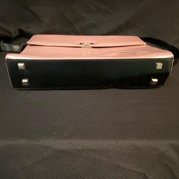 Beijo Vintage Business Class shiny pink patent leather Laptop Bag. - Picture 4 of 10